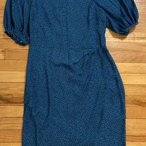 Banana Republic animal print blue dress w/puff sleeves. NWT. Size 12.